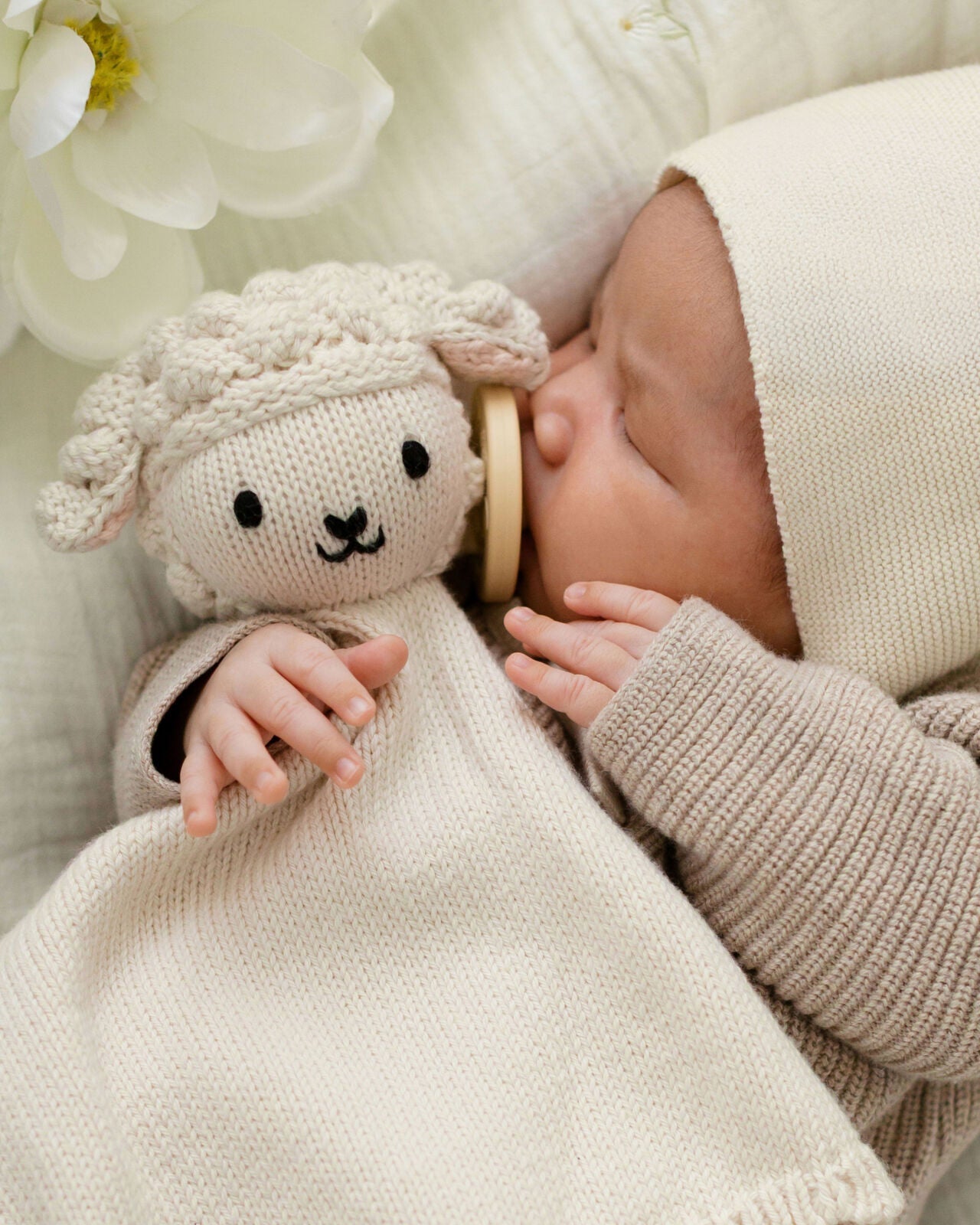 Baby lamb lovey