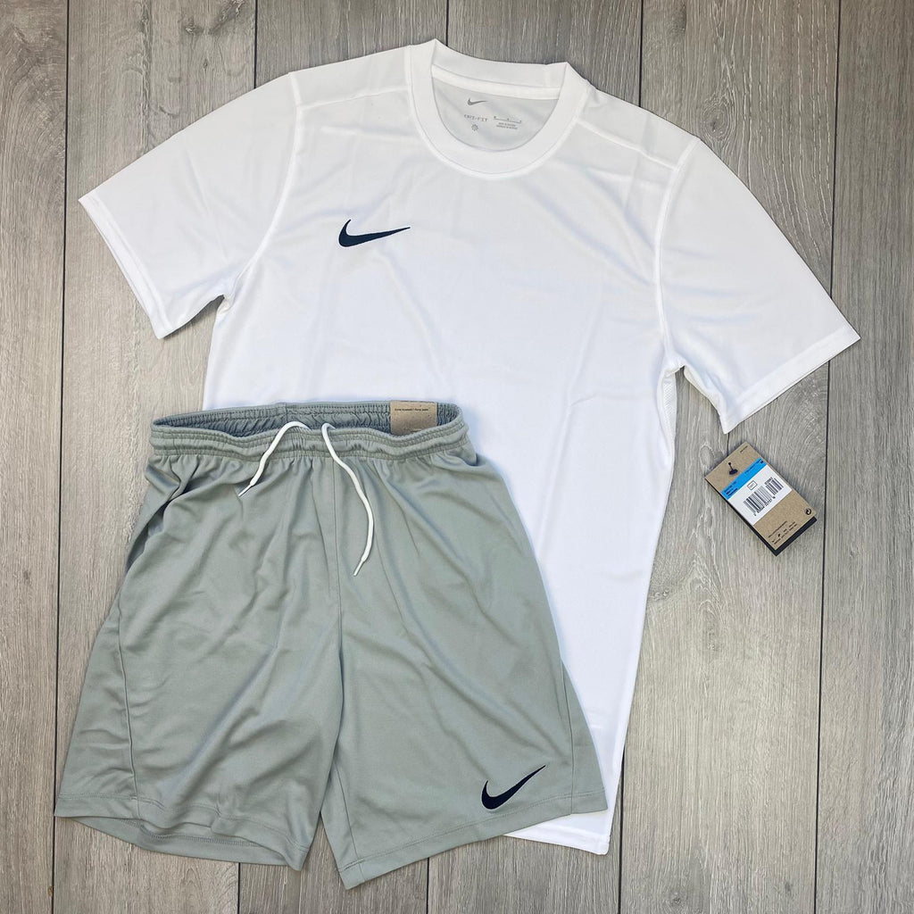 Nike Dri-Fit Set - White/Grey